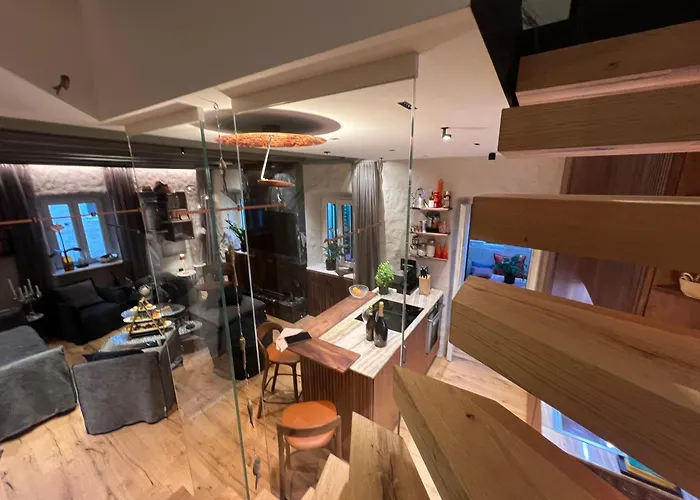 La E Bella I فيلة