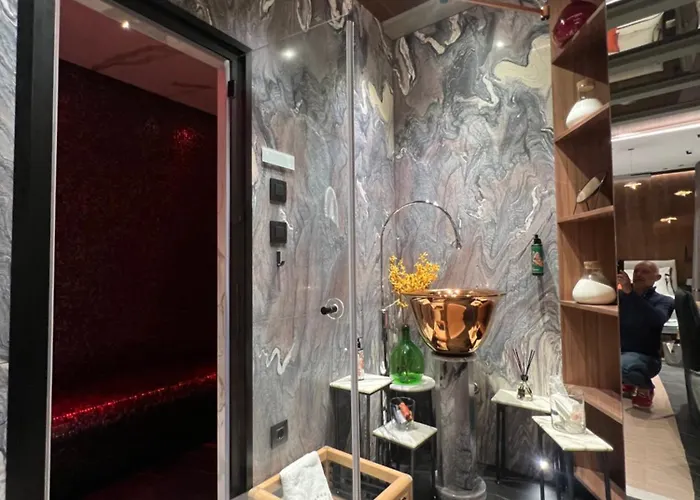 La E Bella I فيلة *