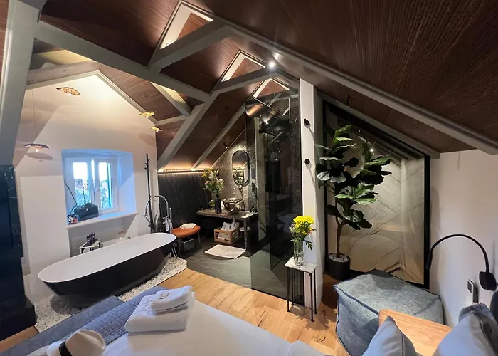 فيلة La E Bella I